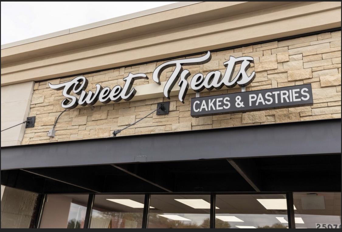 Sweet Treats Cakes & Pastries in Southfield